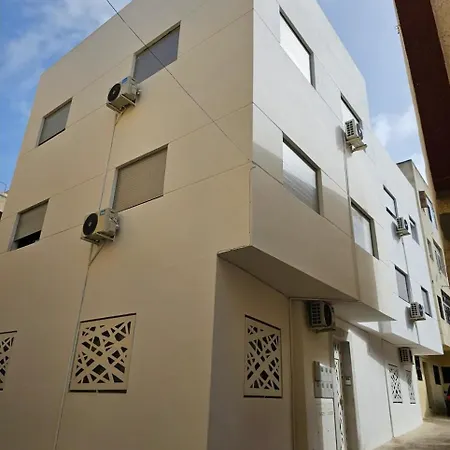 Mona - Elegante Stadtwohnung Naehe Strand M'Diq Exterior photo
