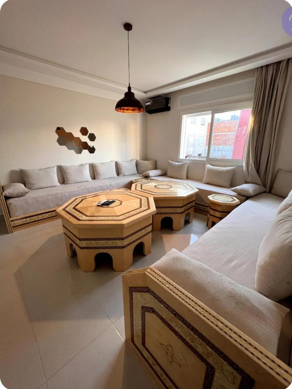 Mona - Elegante Stadtwohnung Naehe Apartment